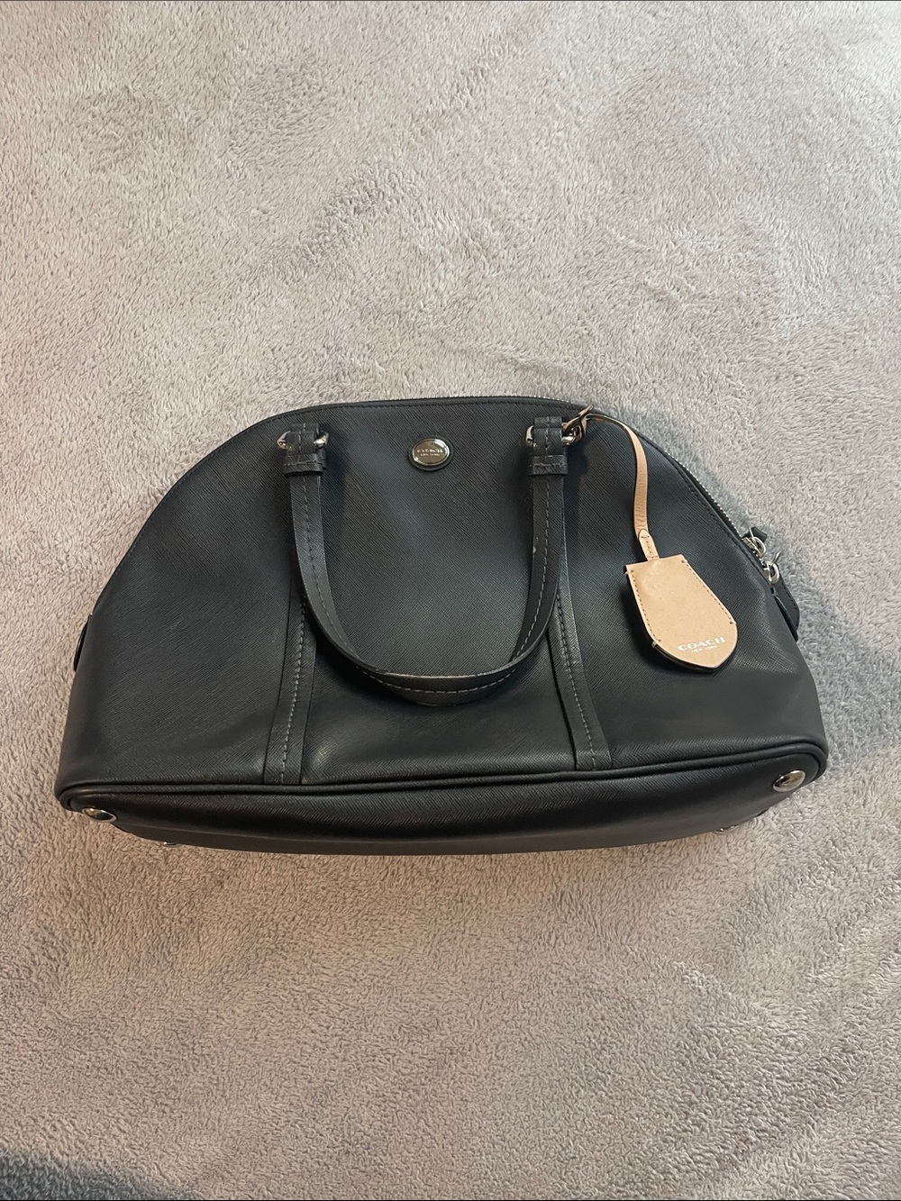 LIKE NEW coach purse